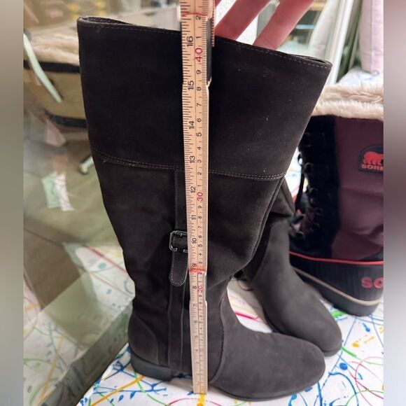 La Canadienne Passion Brown Suede Mid Calf Boots Sz 7.5 Waterproof - Picture 8 of 11